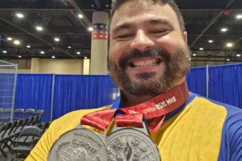 Atleta buziano, Alexandre Emídio, conquista medalhas nos Jogos Mundiais de Policiais e Bombeiros nos EUA