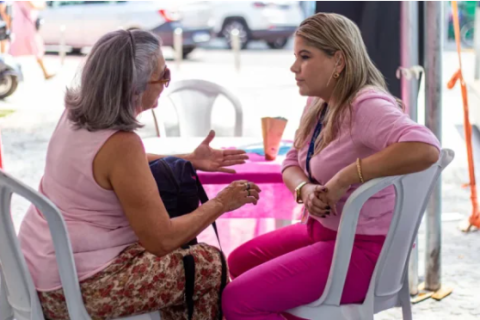Prefeitura de Cabo Frio promove ação do Outubro Rosa com serviços e atividades para mulheres em Unamar