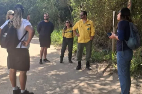 Vistoria técnica visa criação de trilha interpretativa entre praias da Bandeira Azul de Cabo Frio e Búzios