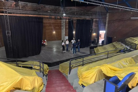 Comissão da Cultura acompanha obras do Teatro Municipal de Cabo Frio