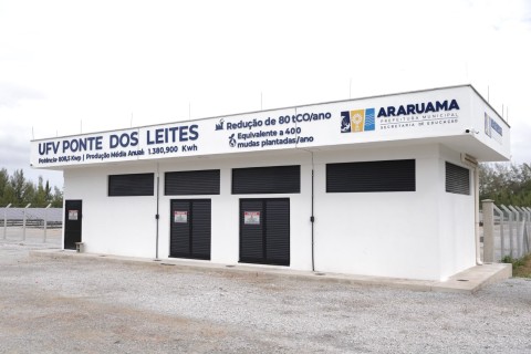 Prefeitura de Araruama acompanha fase final da primeira usina pública de energia solar da Região dos Lagos