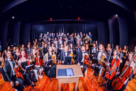 Orquestra Sons da Aldeia celebra o Dia Mundial do Rock com concerto gratuito neste domingo (13)