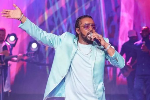 Vivo na Praia recebe Xande de Pilares nesta segunda-feira (19) em Geribá