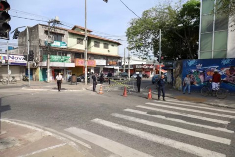 Cabo Frio inicia obra de asfaltamento e ordenamento na Avenida Ezio Cardoso da Fonseca, no Jardim Esperança