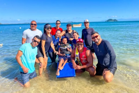 Projeto “Mar para Todos” promove inclusão na Praia da Azeda, em Búzios
