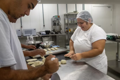 Firjan SENAI abre 690 vagas em cursos gratuitos na Região dos Lagos