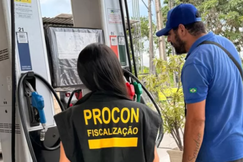 Procon intensifica fiscalização em postos após queixas de consumidores em São Pedro da Aldeia