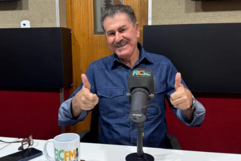 RCFM / Paulo Melo relembra prisão, critica antigos aliados e sinaliza retorno à política na Região dos Lagos