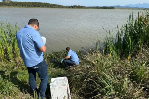 Operação conjunta da Prefeitura, Inea e concessionárias fiscaliza entorno da Lagoa de Juturnaíba em Araruama
