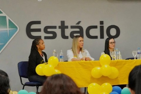 Profissionais da Atenção Básica participam de palestra sobre cuidados com a Saúde Mental