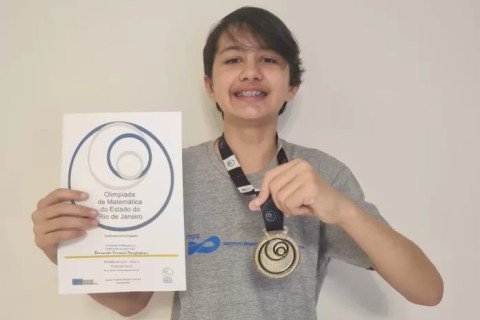 Aluno de São Pedro da Aldeia conquista medalha de ouro na Olimpíada de Matemática do RJ
