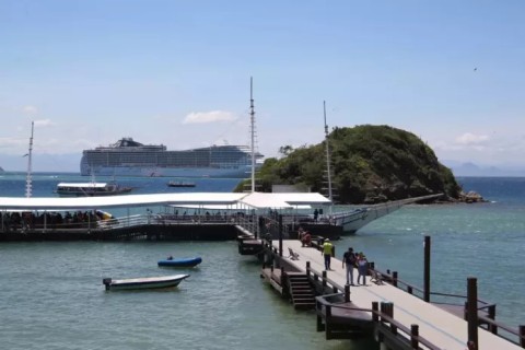 Búzios recebe 20 navios de turismo em fevereiro com mais de 60 mil passageiros