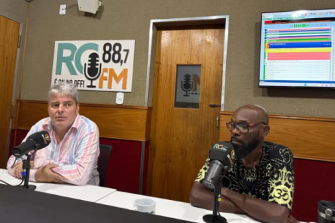 RCFM/ Professores Cláudio Mendonça e Moisés de Oliveira debatem guerra no Irã