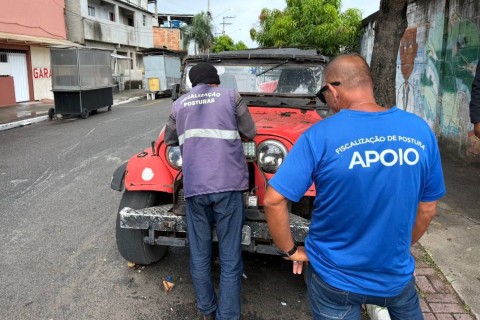 Operação Cabo Frio em Ordem avança no Itajuru e notifica 16 irregularidades em espaços públicos