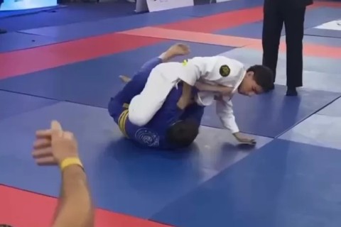 Jovem de Cabo Frio conquista dois títulos nacionais no Jiu-Jitsu