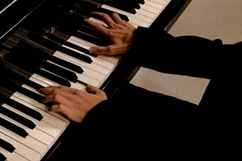 Concerto de Piano com Estêvão Gomes acontece em Cabo Frio neste sábado