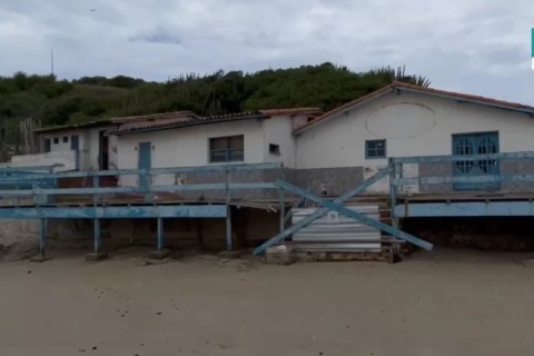 Interditada por risco de desabamento, Cabana do Pescador, em Cabo Frio, terá nova audiência na Justiça Federal na próxima quarta-feira (17)