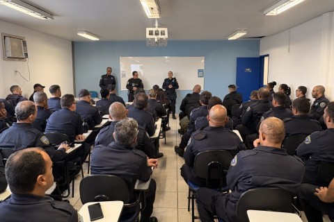 Prefeitura de Cabo Frio inicia treinamento para uso de equipamentos de menor potencial ofensivo