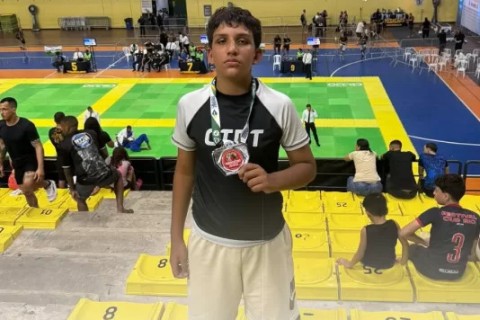 Jovem atleta de Iguaba Grande conquista vice-campeonato Panamericano de Jiu-Jitsu