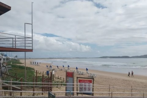 Céu nublado e temperatura amena marcam a quinta-feira (23) na Região dos Lagos