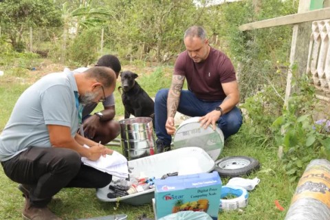 Produtores rurais de São Pedro da Aldeia recebem kits agrícolas do projeto “Quintais Produtivos”