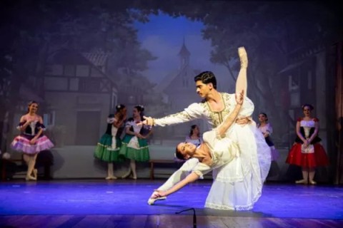 Espetáculo “Ritmos do Tempo” celebra a dança em diferentes estilos no Teatro Municipal de São Pedro da Aldeia