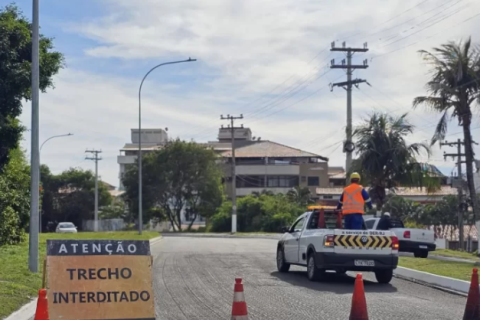 Saída de Arraial do Cabo é desviada pela Rebeche devido a obras em vias principais