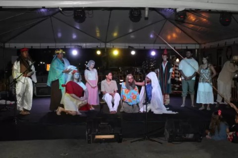 Natal de São Pedro da Aldeia começa nesta quinta (11) com chegada do Papai Noel, cortejo e atrações culturais