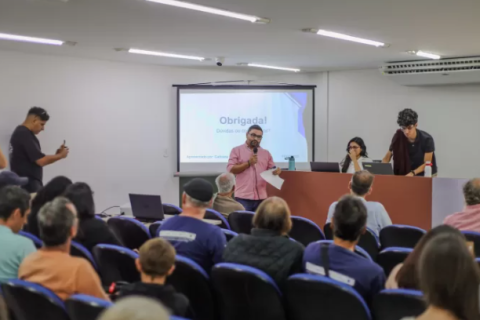 Cabo Frio amplia debate sobre saneamento e resíduos sólidos em audiência pública