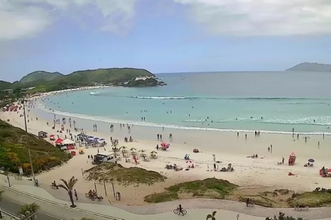 Fim de semana começa com alerta de ressaca e ventos fortes na Região dos Lagos