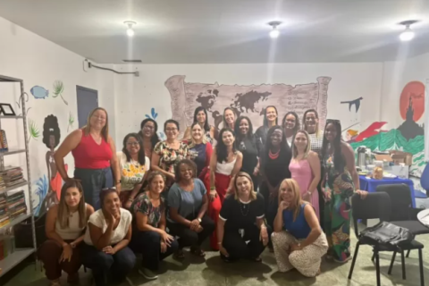 Cabo Frio promove curso para alfabetização de alunos com deficiência visual