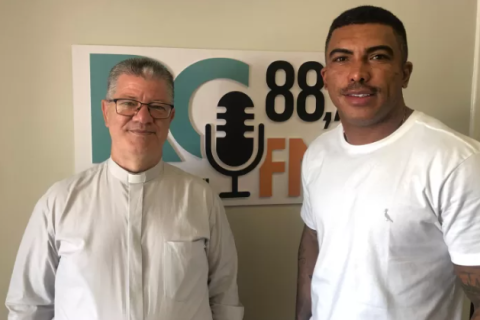 RCFM/ Júnior Chuchu e Dom Joanir falam sobre feriado prolongado em Arraial do Cabo e Cabo Frio