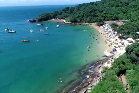 Búzios promove “Circuito Urbano 2025” entre as duas praias que possuem Bandeira Azul, do Forno e Azeda