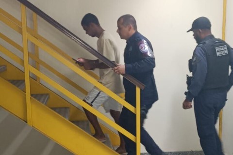 Patrulha Maria da Penha da GCM atende mulher ameaçada e homem é preso em flagrante em Unamar