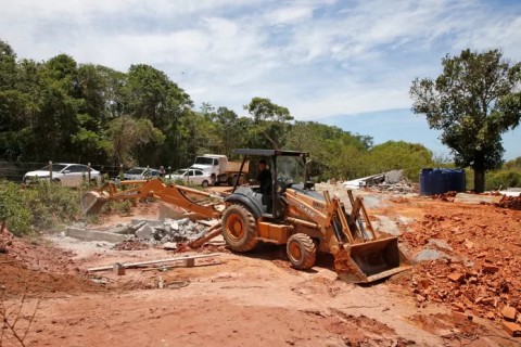 Operação Aliança do Inea realiza demolição de construções irregulares em Armação dos Búzios