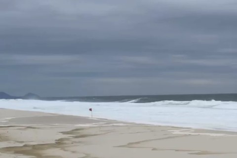 Defesa Civil alerta para riscos de chuvas fortes e ressaca em Araruama nos próximos dias