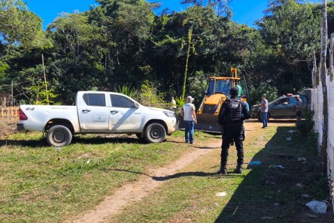 Prefeitura de Cabo Frio realiza retirada de cercamento irregular no Parque Natural Municipal do Mico-Leão-Dourado
